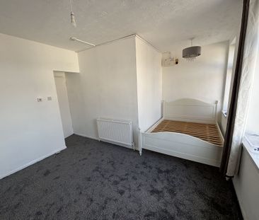 Knighton Fields Road East, LE2 6DP, Leicester - Photo 1