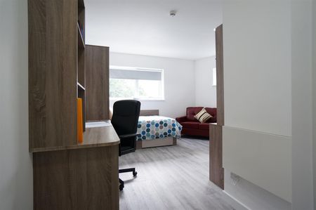 C4, 1 College Road - Photo 4