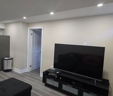 For Lease - 8 Hassard-Short Lane, Ajax, Ontario - Photo 6