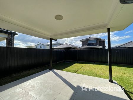 41 Tallulah Parade, Riverstone NSW 2765 - Photo 5