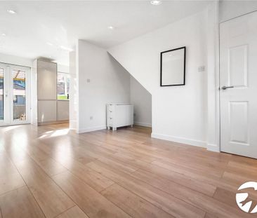 2 bedroom terraced house to rent - Photo 6