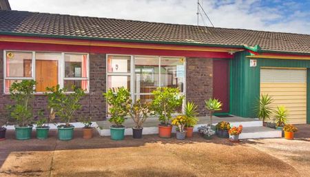 Round about Royal Oak... - Photo 2