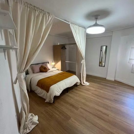 Carrer de Francisco Moreno Usedo, Valencia, Valencian Community 46018 - Photo 1