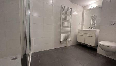 Appartement 1 pièces 33m2 REIMS 552 euros - Photo 2