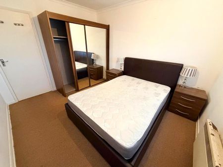 1 bedroom flat to rent - Photo 4