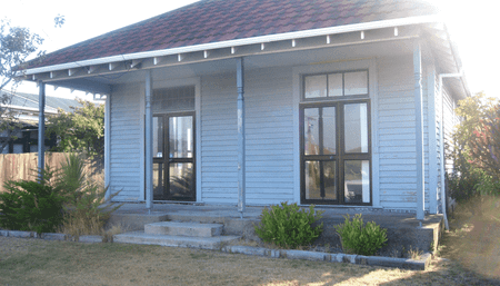 Family Home By The Beach - Photo 3