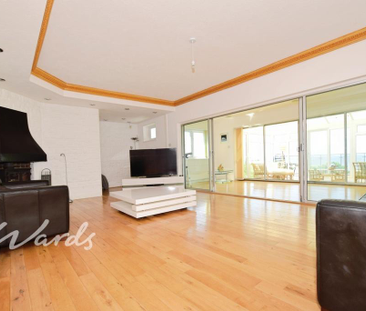 4 bedroom detached house to rent - Photo 1