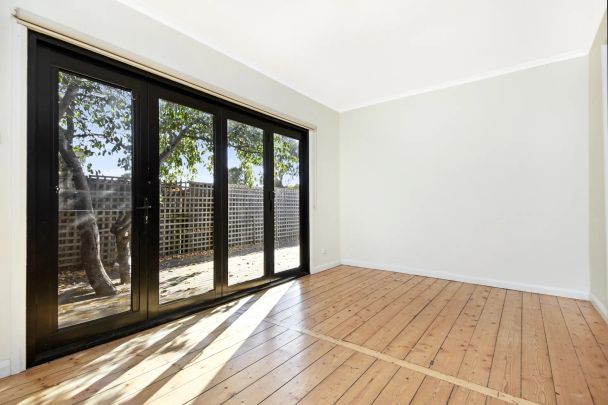 Charming Family Home! - Photo 1