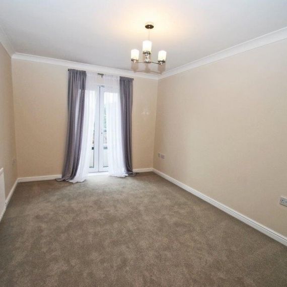 Elmers Court, Post Office Lane, Beaconsfield, Buckinghamshire,HP9 - Photo 1