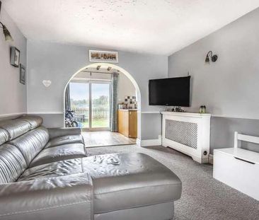 Winkfield, Berkshire, SL4 - Photo 2