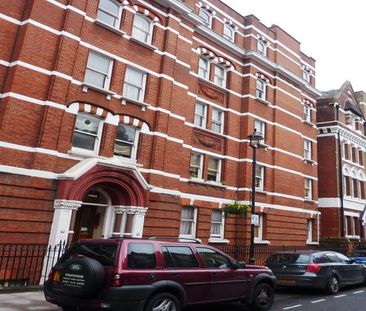 Modern two bed within a redbrick mansion block in zone 1 close to r... - Photo 1