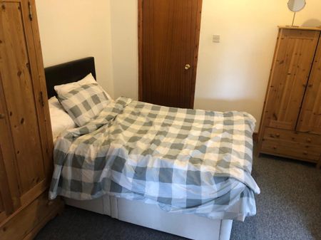 Sketty Avenue, Sketty, SWANSEA - Photo 2