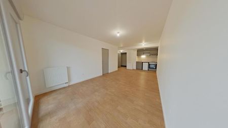 Location Appartement 2 pièces 43m² POITIERS 86000 - Photo 4