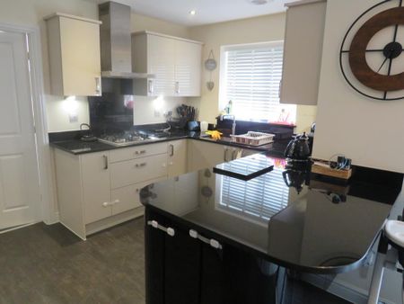 4 bedroom house to rent - Photo 5