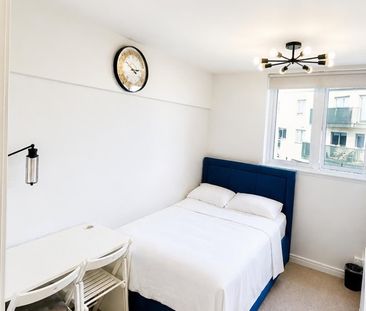 2 Bed Flat, Fleet Road, NW3 - Photo 2
