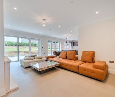 5 bedroom semi-detached house to rent - Photo 1