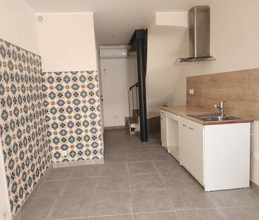 SAINT SATURNIN LES AVIGNON - Appartement T2 de 36 m2 - Centre ville - Photo 2