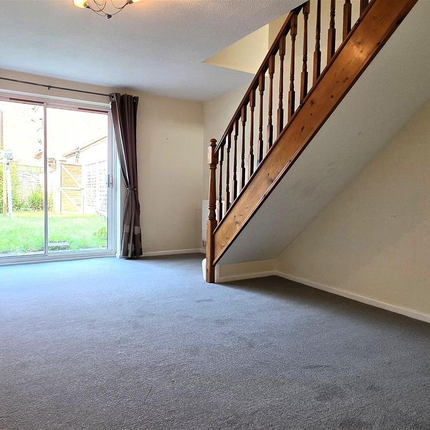 Grantham Close, Belmont - Photo 1