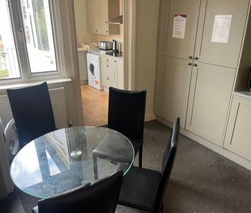 1 bedroom semi-detached house to rent - Photo 2