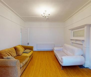 Guest house to rent - Photo 1