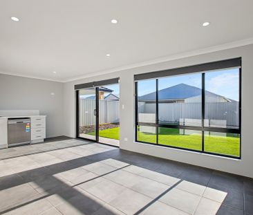 Paradise on Palmerston Loop. - Photo 2