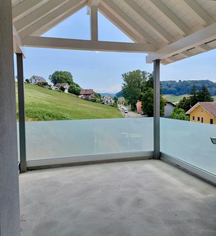 Generous penthouse apartment with its own attic and beautiful views - Foto 2