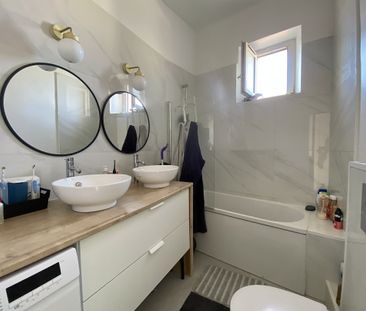 Location Appartement 2 pièces 33m² MARSEILLE 13ème - Photo 3