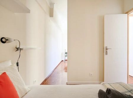 Rua Coronel Marques Leitão, Lisbon, Lisbon 1700-123 - Photo 2