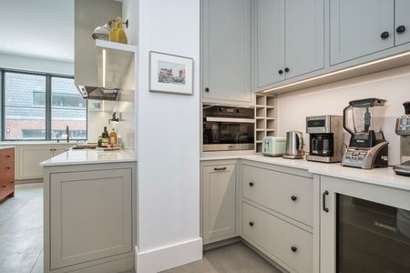 For Lease - 34 Beaconsfield Avenue, Toronto, Ontario - Photo 5