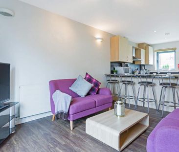 1 bedroom in a house share to rent - Photo 1
