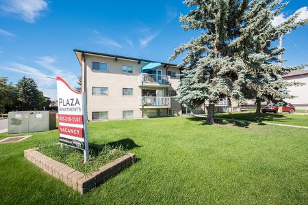 Plaza Apartments - Photo 2