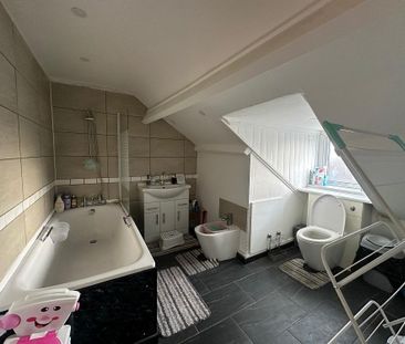 2 bedroom maisonette to rent - Photo 6