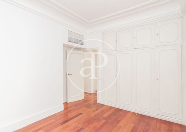 Flat for rent in Jose Ortega y Gasset