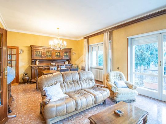 5 locali in affitto - Photo 1