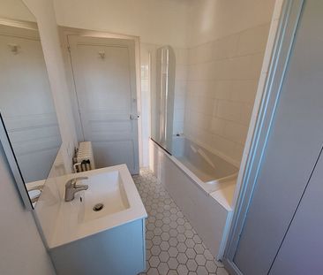 A Louer - Nantes Zola - Maison 4 Pièces De 86.45 M² (139.40 M² Au Sol) - Photo 2