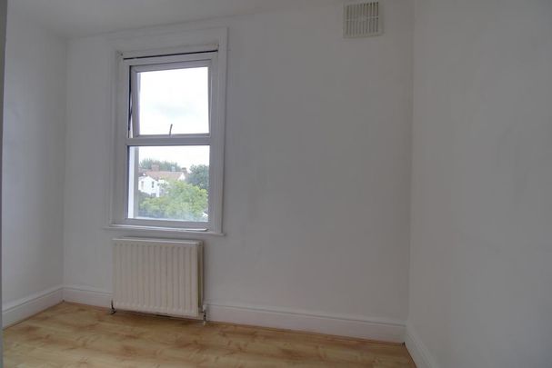 4 bedroom maisonette to rent - Photo 1