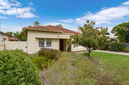 Edwardstown - Photo 4