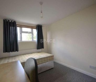 Grange Avenue, Reading, Berkshire, RG6 - Photo 5