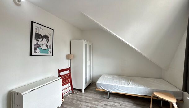 Appartement 1 pièces 13m2 REIMS 480 euros - Photo 1