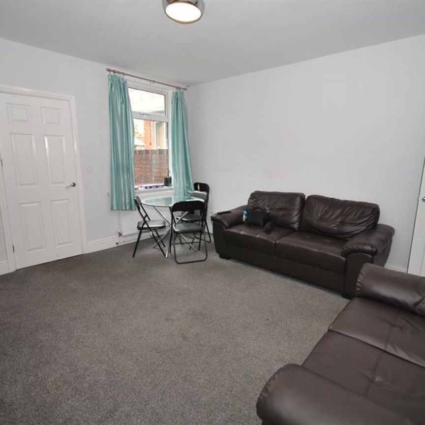 1 bedroom House To Let - Photo 1