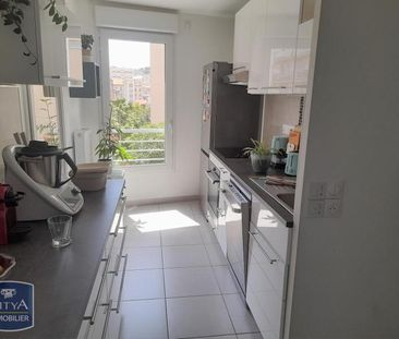 Location Appartement 3 pièces 58m² MARSEILLE 6ème - Photo 4