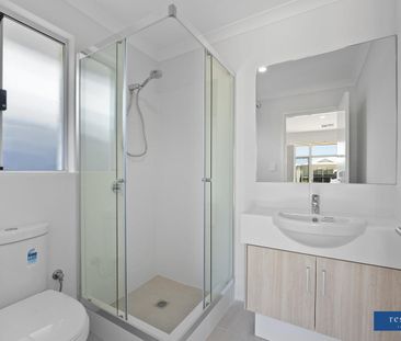 Brand new Dual Key home - Photo 2