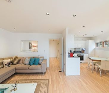 1 bedroom flat to rent - Photo 2