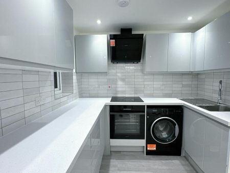 1 bedroom apartment to rent - Photo 2