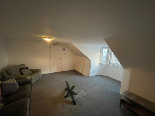 3 bedroom apartment to rent - Photo 1