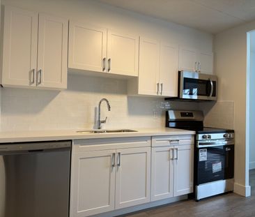 For Lease - 200 Garden Street Unit# 204, Whitby, Ontario - Photo 2