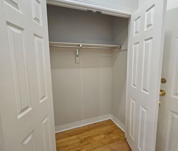 For Lease - 524 Yonge Street Unit# 205, Toronto, Ontario - Photo 5