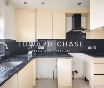 4 bedroom terraced house to rent - Photo 5