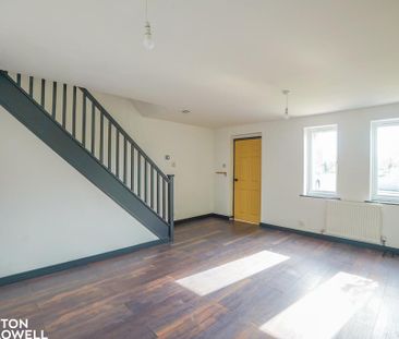 3 bedroom detached house to rent - Photo 4