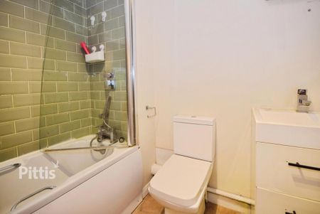 2 bedroom apartment to rent - Photo 4